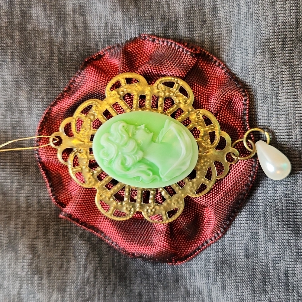 HANDMADE lady resin cameo, ribbon and metal ornament. Burgundy green NEW! OOAK!